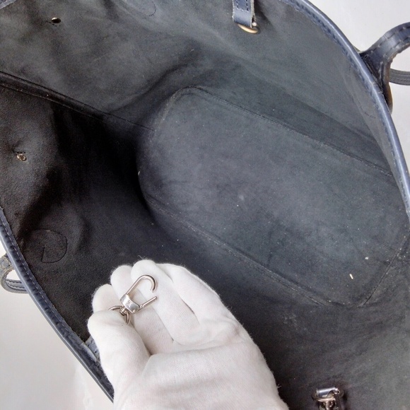 Louis Vuitton  Neverfull MM Blue Epi Tote - Picture 5 of 6